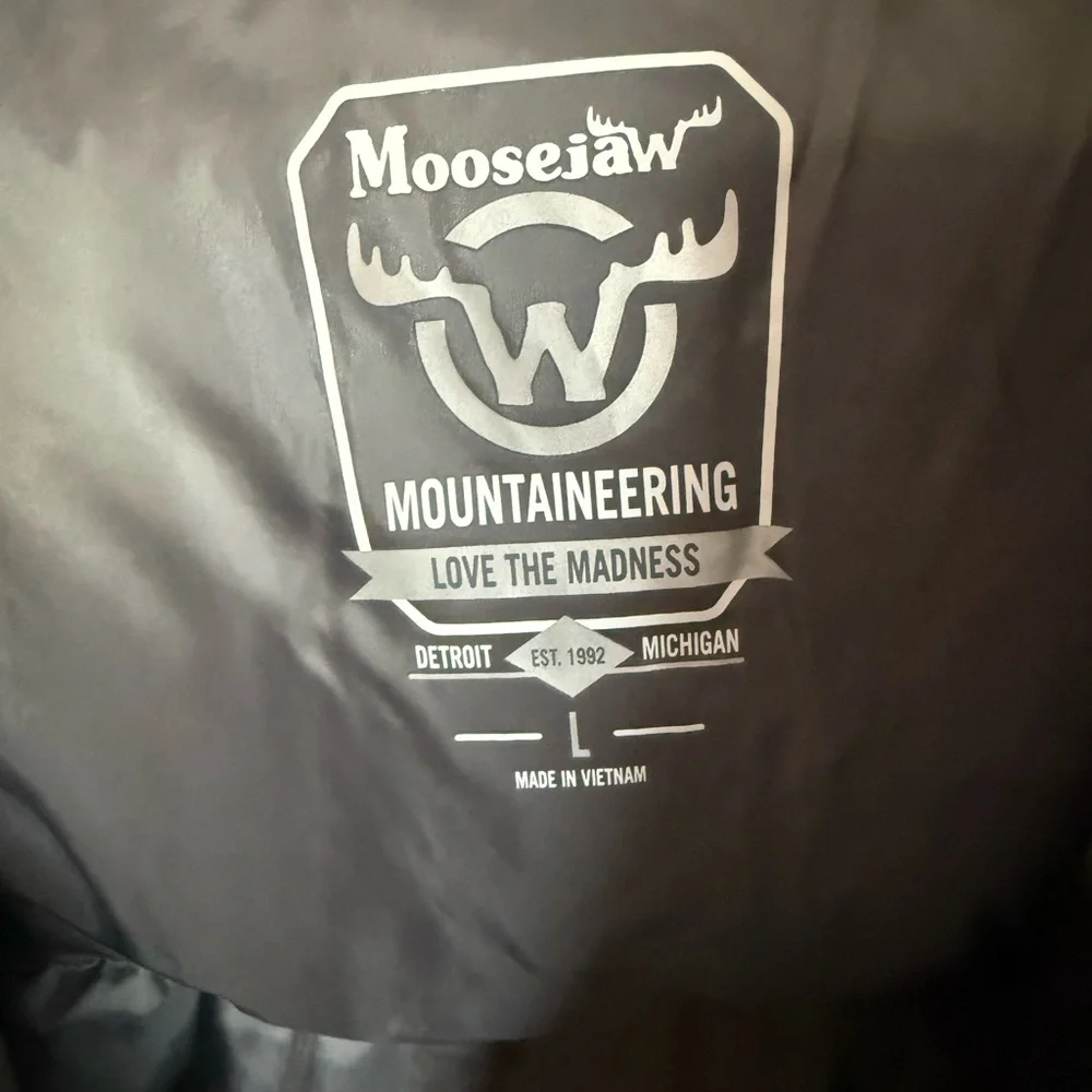 NWT Moosejaw Duck Down Parka Size Large